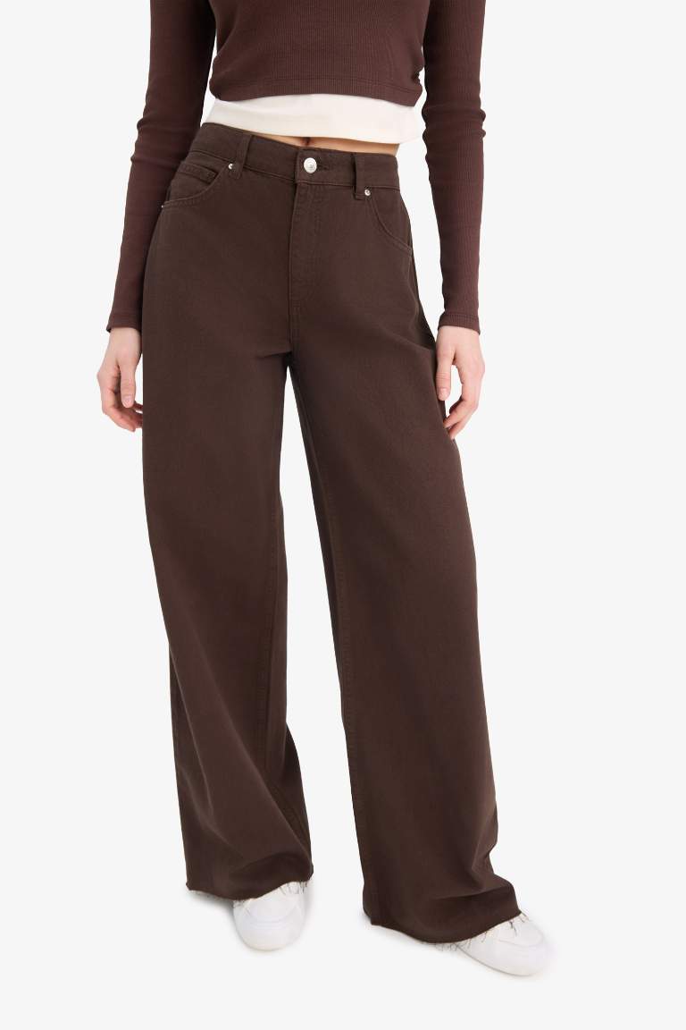 Wide Leg Gabardine Trousers