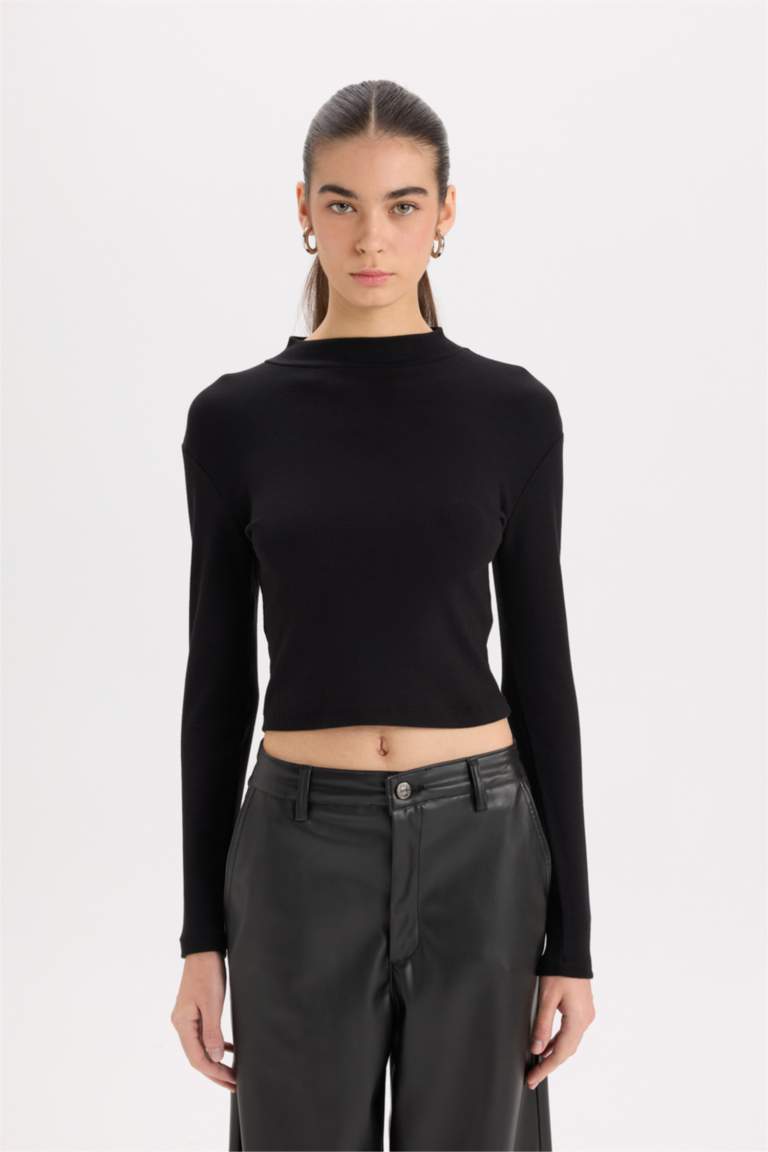 تي شيرت كم طويل سليم فيت هاف كول