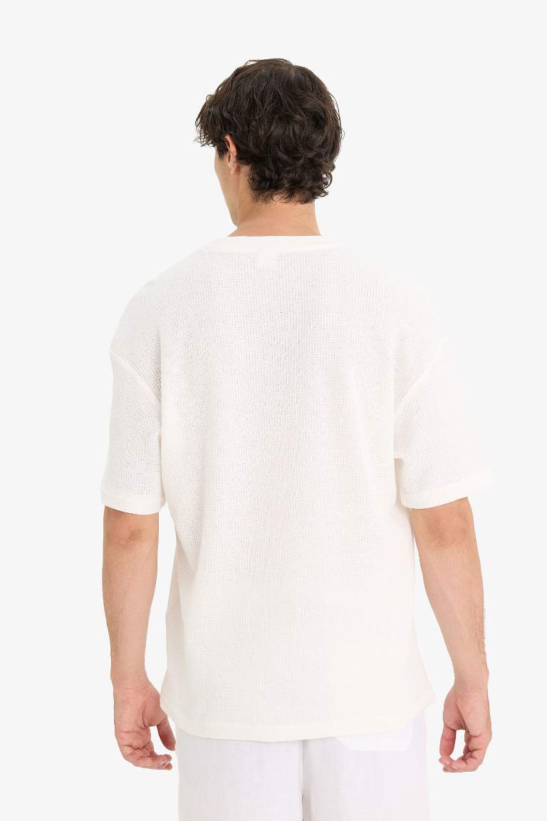 Boxy Fit Crew Neck Textured Short Sleeve T-Shirt