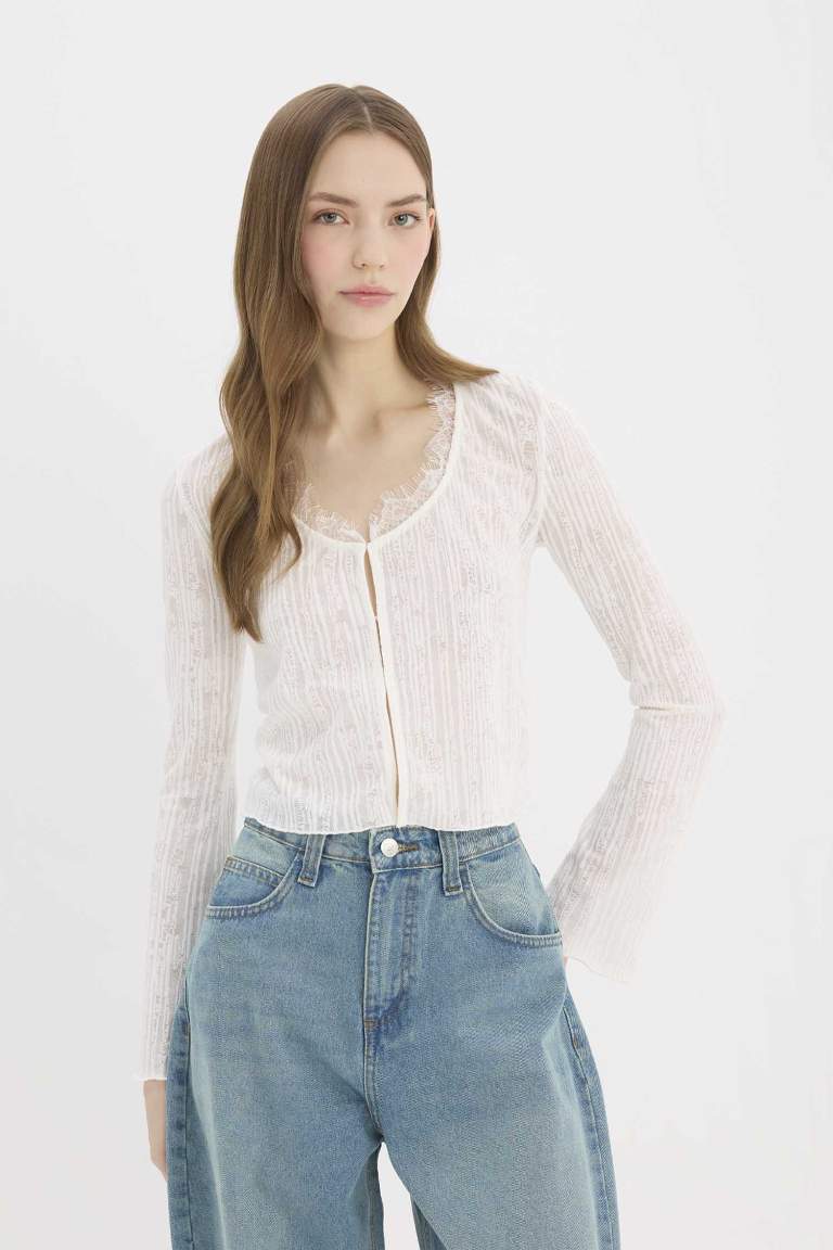 Slim Fit V-Neck Lace Cardigan