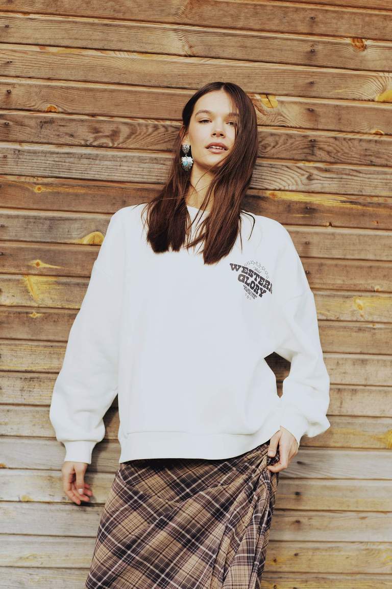 Oversize Fit Back Printed Thick Fabric Sweatshirt