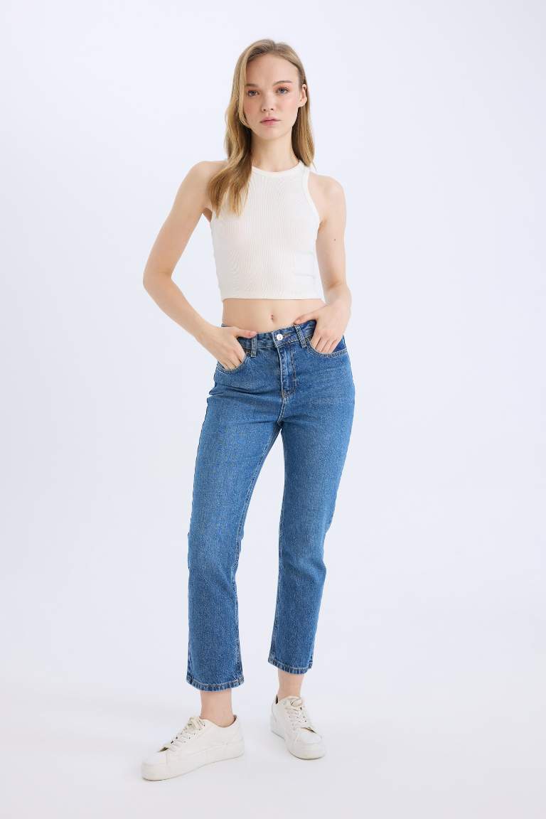 Mary Vintage Straight Fit High Waist Ankle Length Washed Jeans