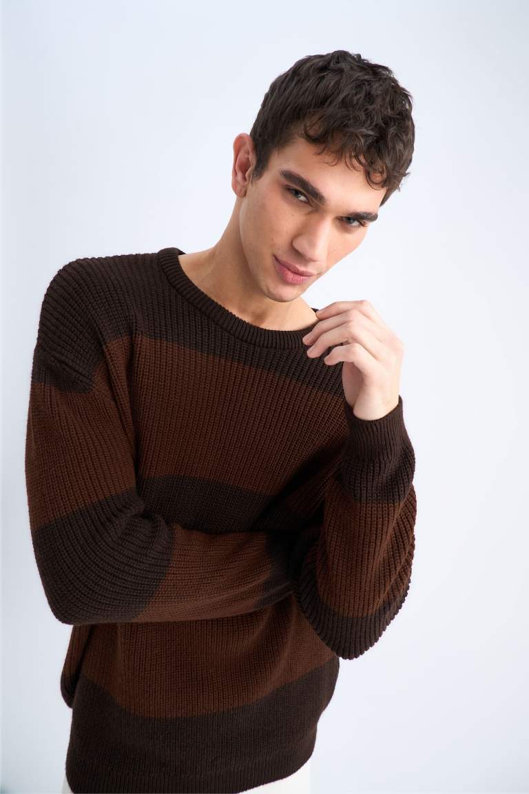 Oversize Fit Crew Neck Knitwear Pullover