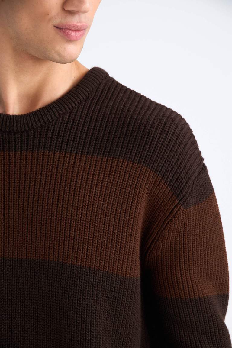 Oversize Fit Crew Neck Knitwear Pullover