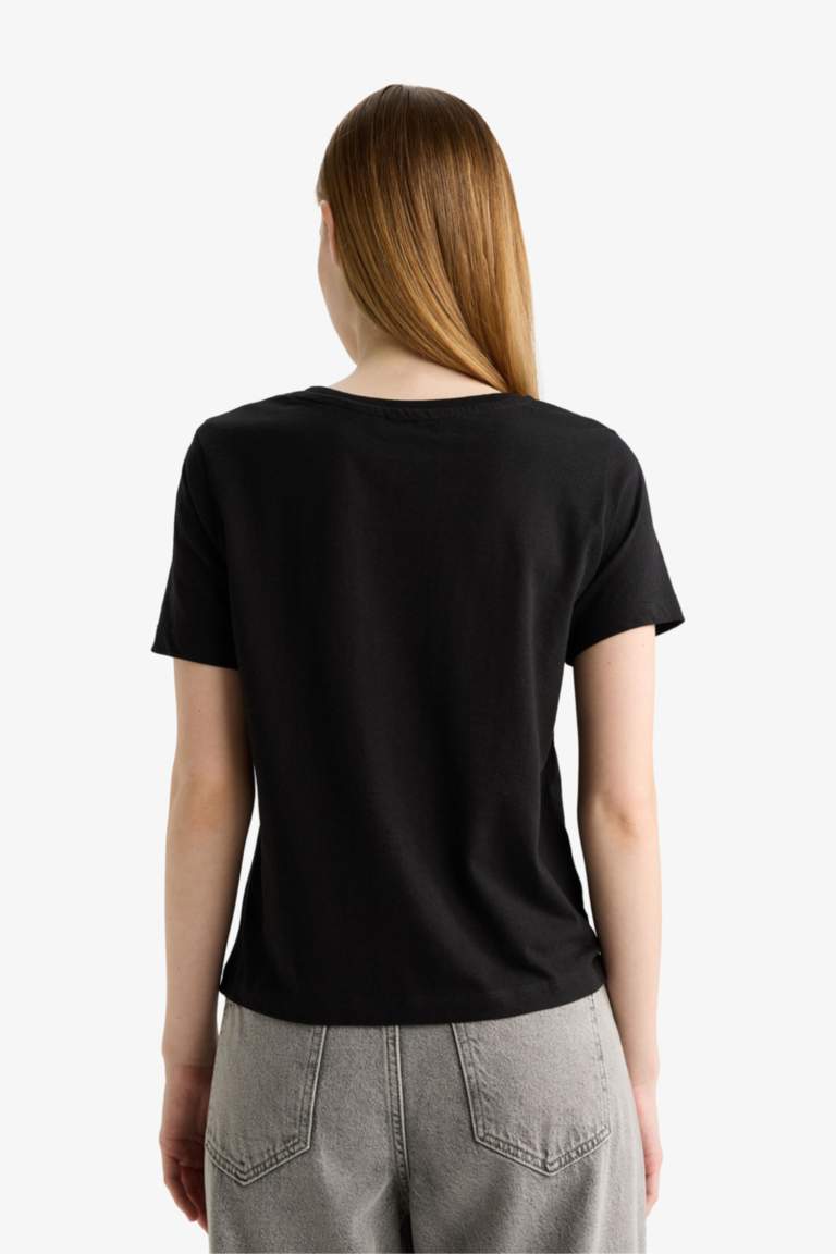 تيشيرت بيزك سادة نص كم قصة عادية