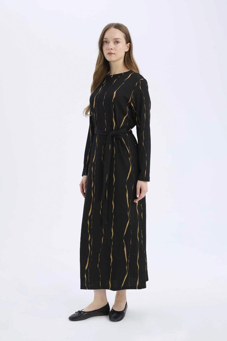 Regular Fit Crew Neck Patterned Crepe Maxi Dress