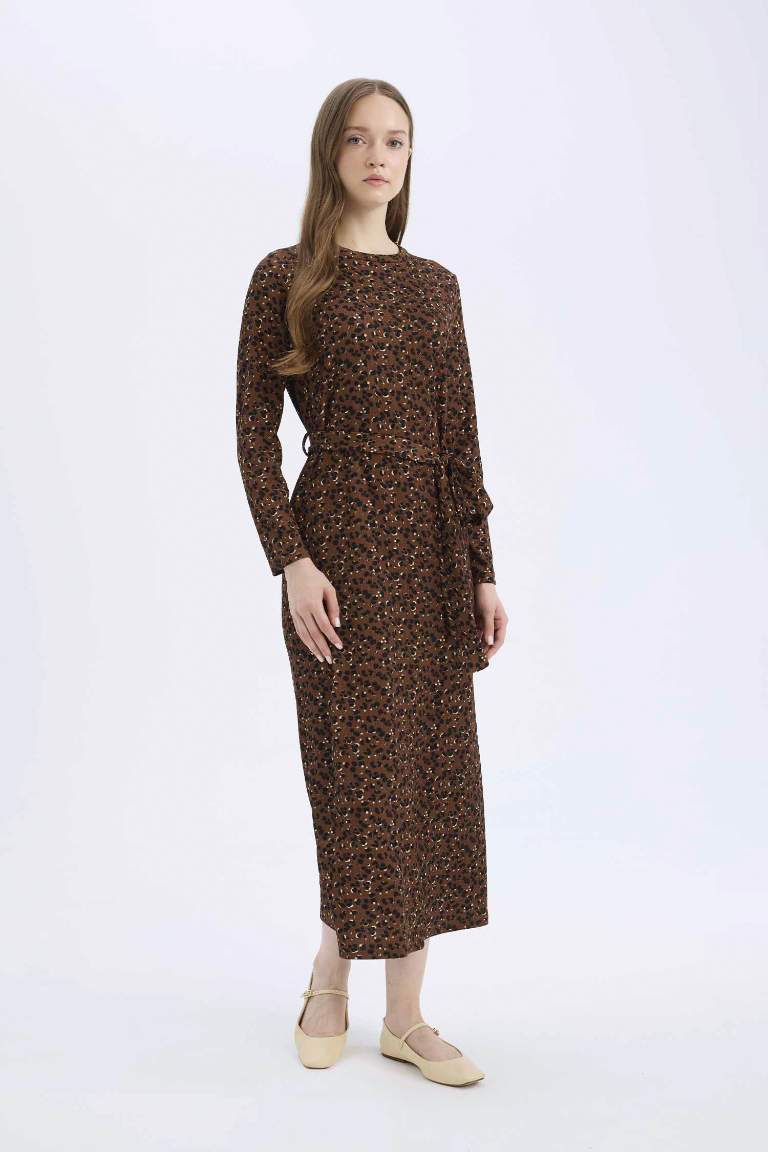 Regular Fit Crew Neck Patterned Crepe Maxi Dress