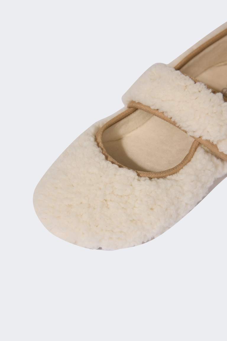 Woman Flat Base Single Band Home Slippers