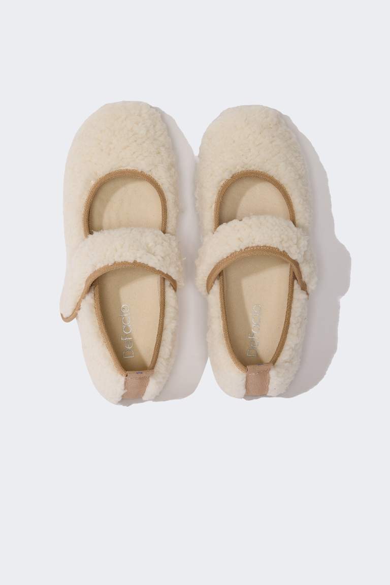 Woman Flat Base Single Band Home Slippers