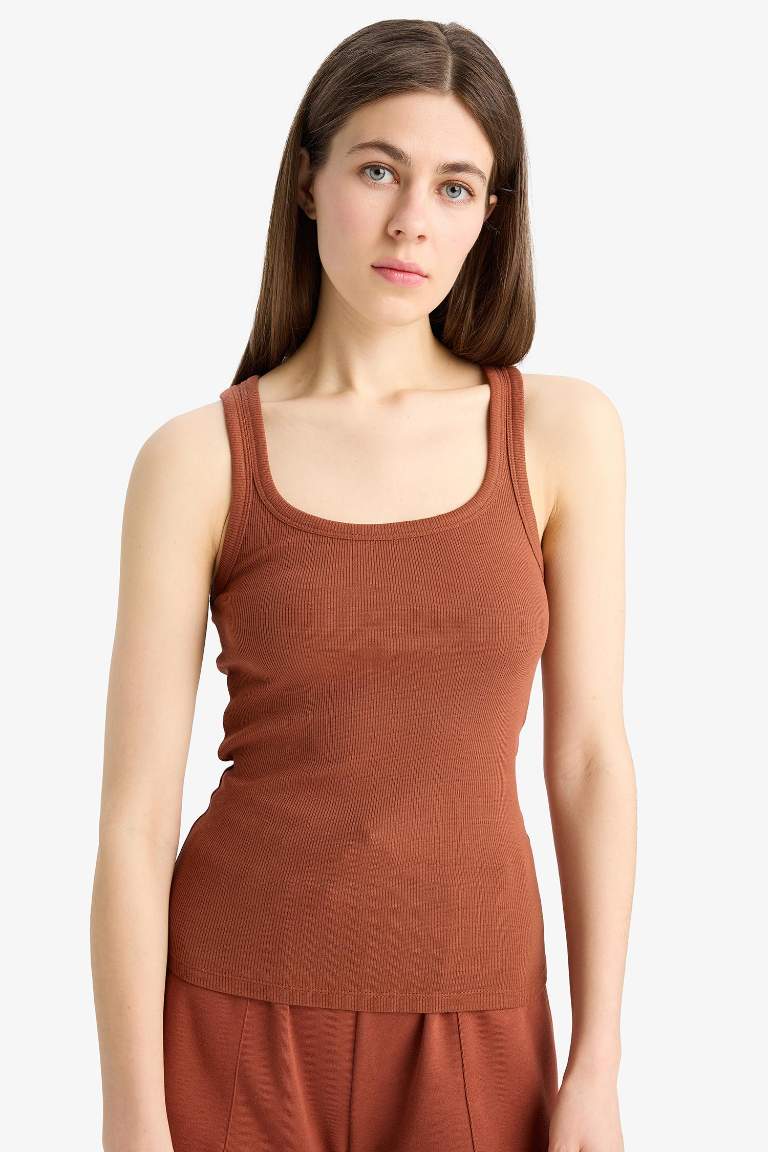 Slim Fit Basic Camisole Round Collar Tank Top