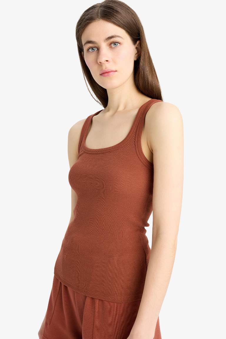 Slim Fit Basic Camisole Round Collar Tank Top