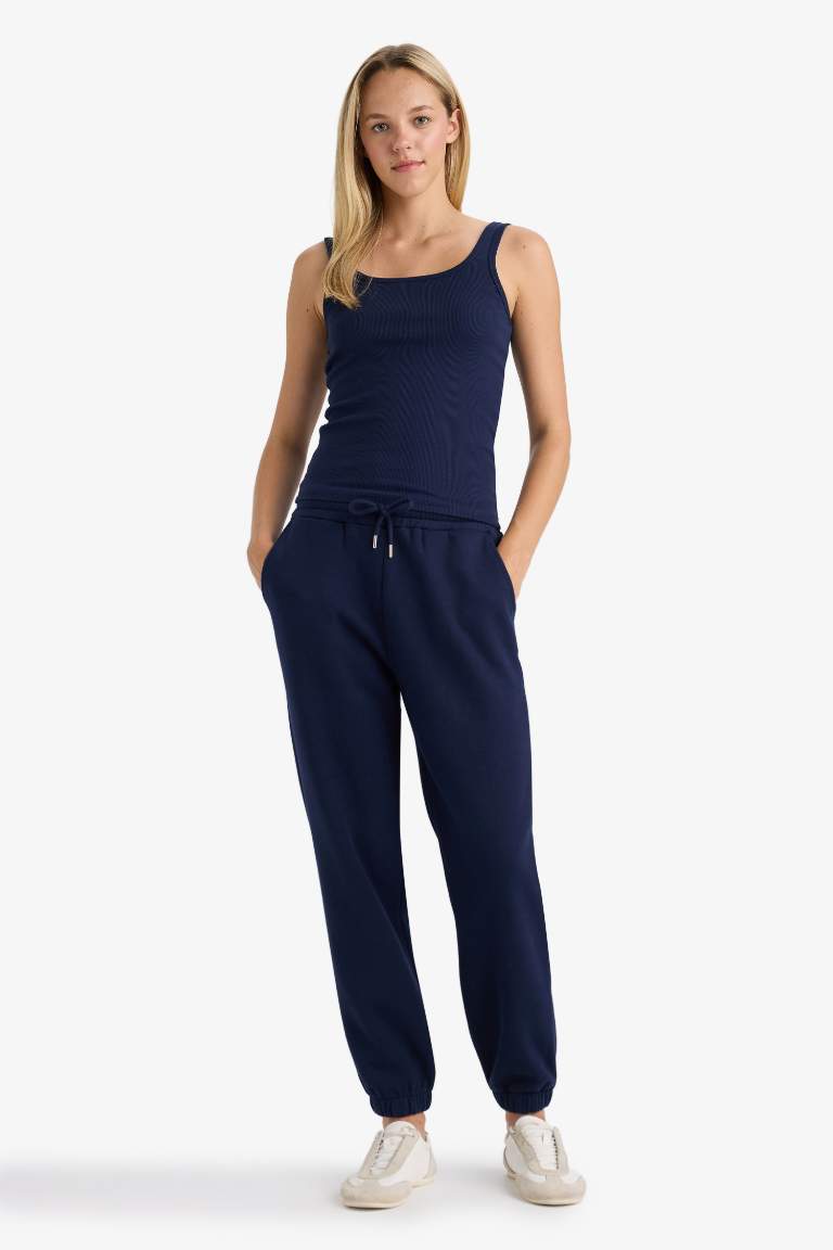 Slim Fit Basic Camisole Round Collar Tank Top