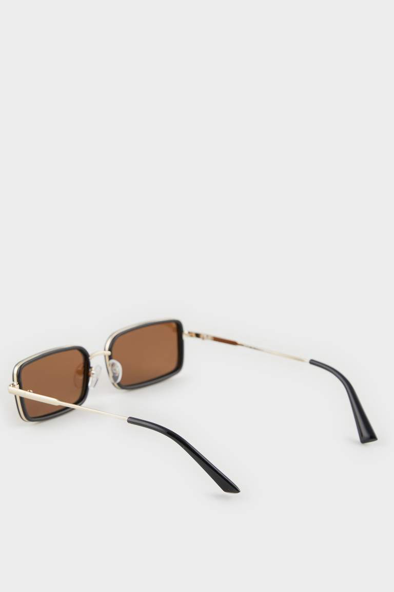 Man Square Sunglasses