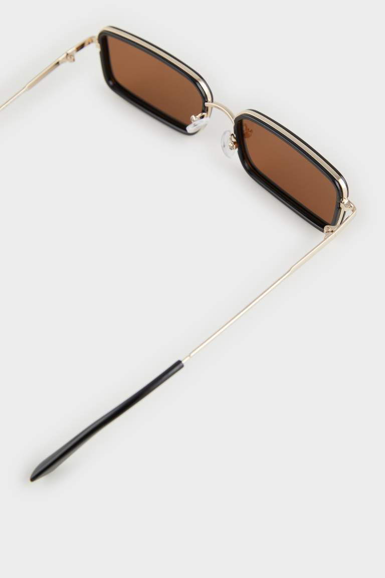 Man Square Sunglasses