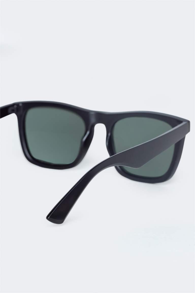 Man Round Classic Black Plastic Frame Black Lens Sunglasses