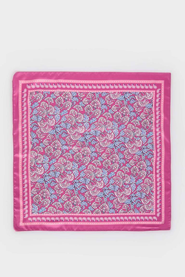 Woman Printed Foulard