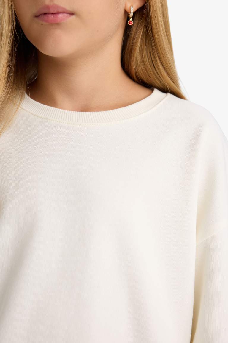 سويت شيرت بنات بطبعة شعار قصة مريحة برقبة مستديرة - قطعتين