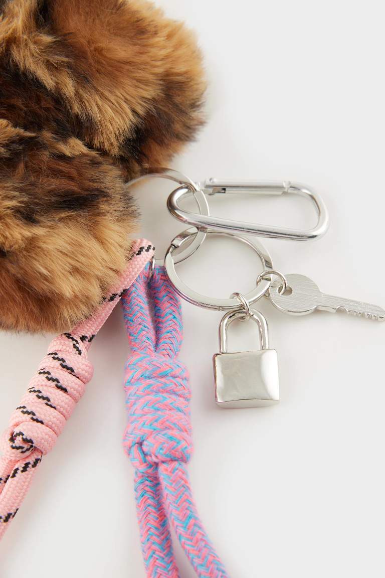 Kadın Pelüş Kalp Leopar Desenli Charm Anahtarlık