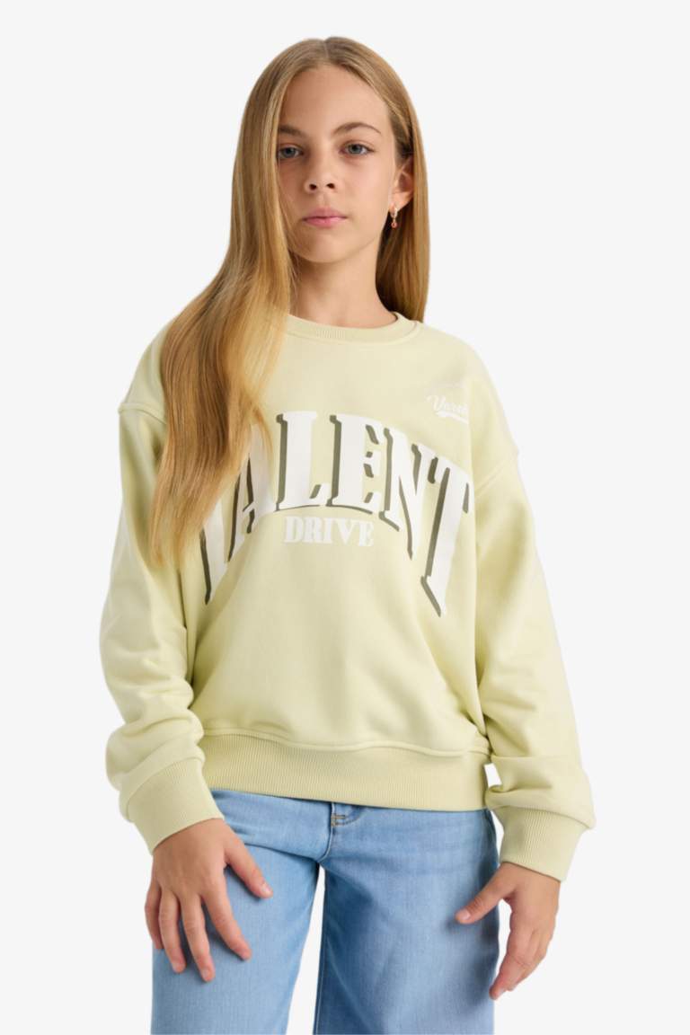 Girl Relax Fit Crew Neck Printed Sweatshirt