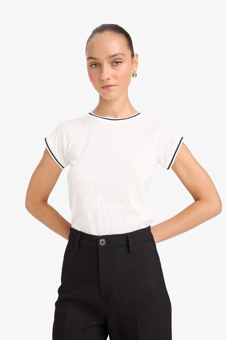 Slim Fit Dar Kesim Bisiklet Yaka Ribana Kısa Kollu Tişört