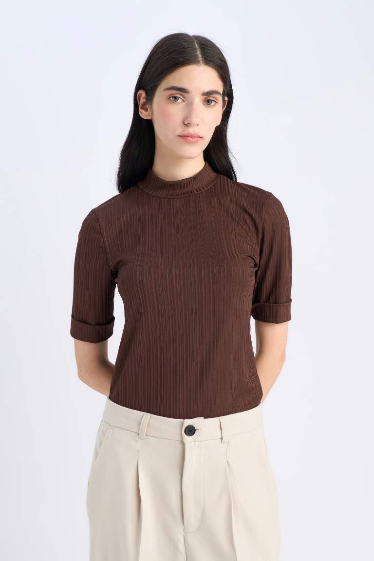 Slim Fit Half Turtleneck Ribbed Camisole Short Sleeve T-Shirt