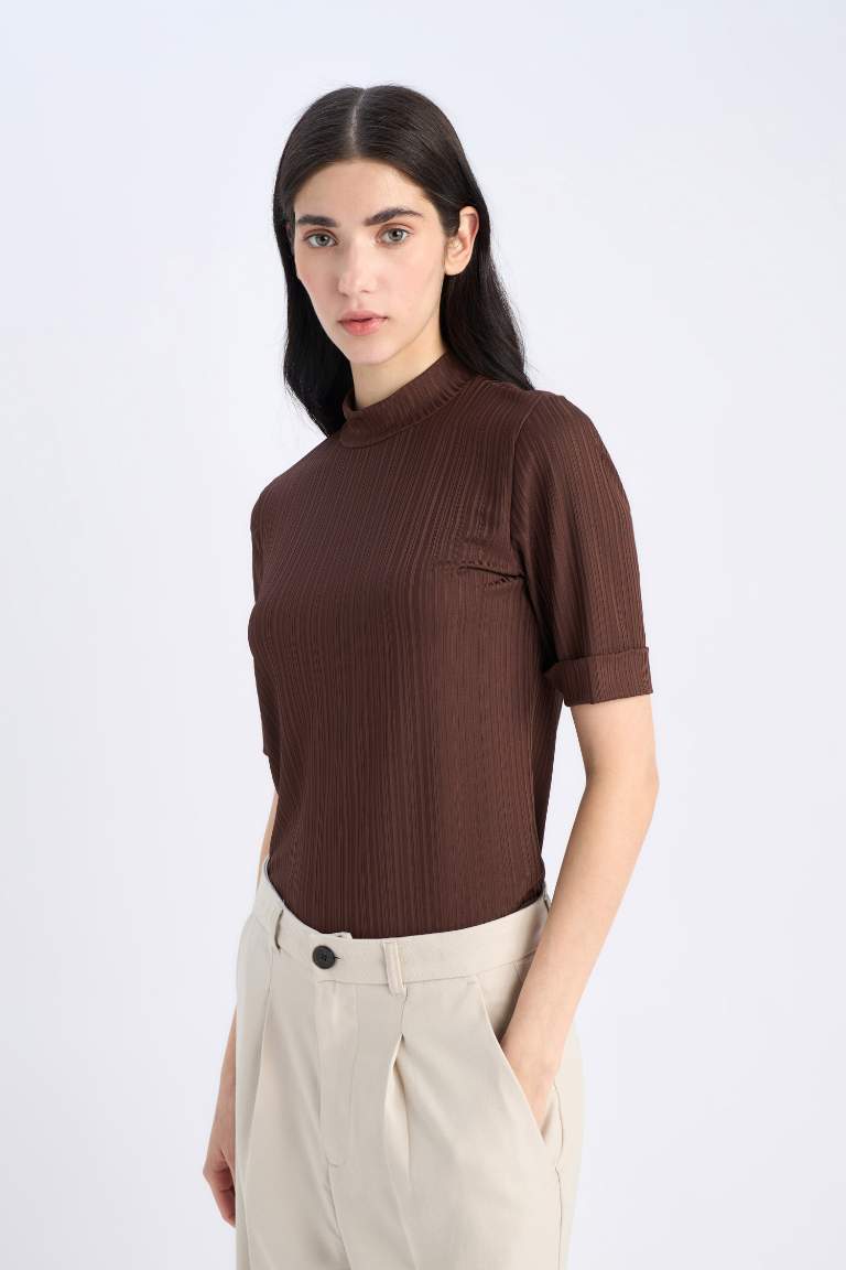 Slim Fit Half Turtleneck Ribbed Camisole Short Sleeve T-Shirt