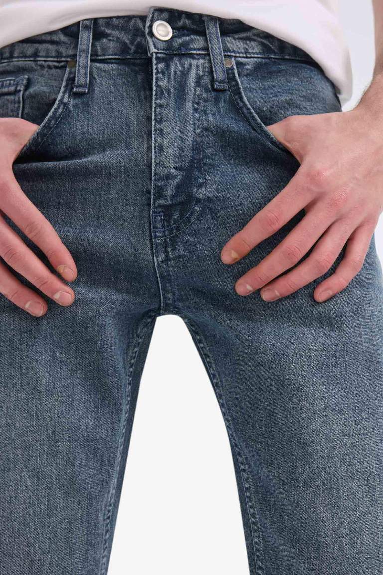 Slim Tapered Fit Dar Kalıp Normal Bel Daralan Paça Jean Pantolon