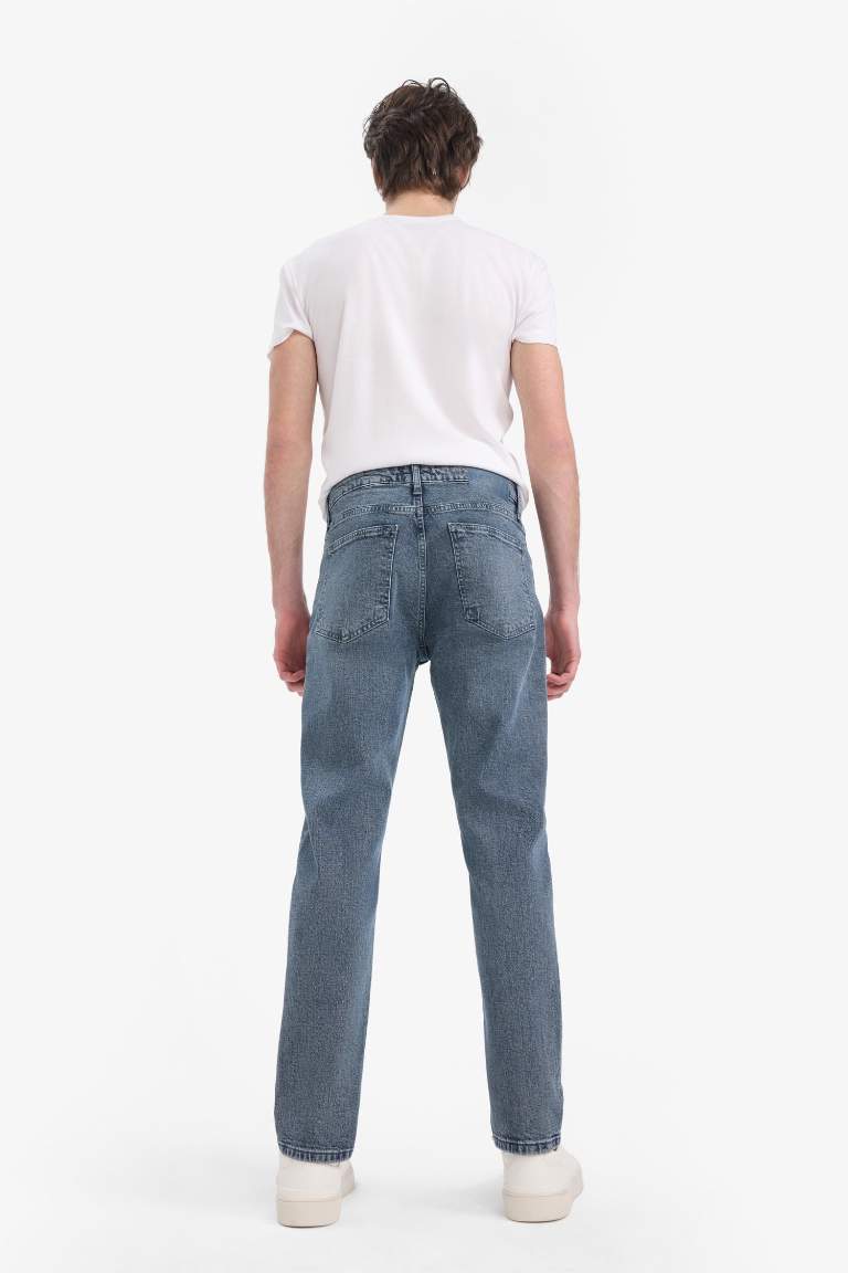 Slim Tapered Fit Dar Kalıp Normal Bel Daralan Paça Jean Pantolon