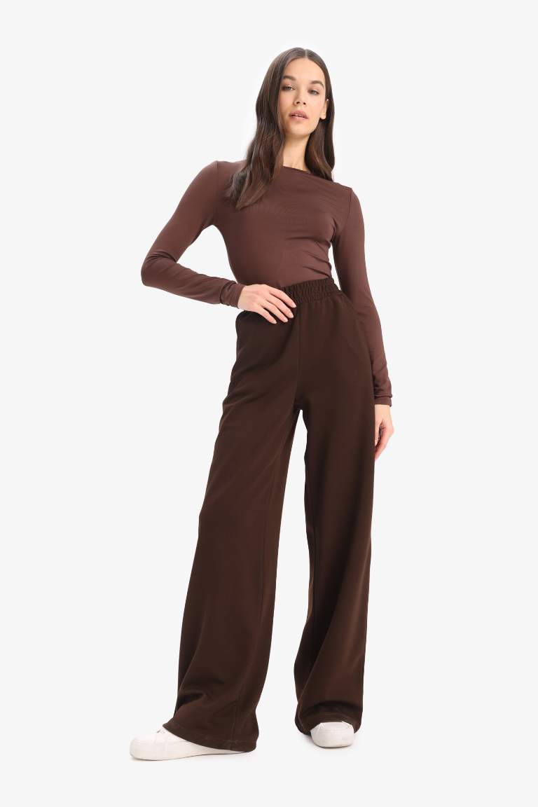 Wide Leg With Pockets Trousers