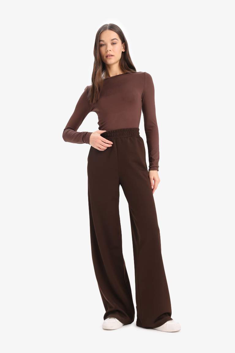 Wide Leg With Pockets Trousers