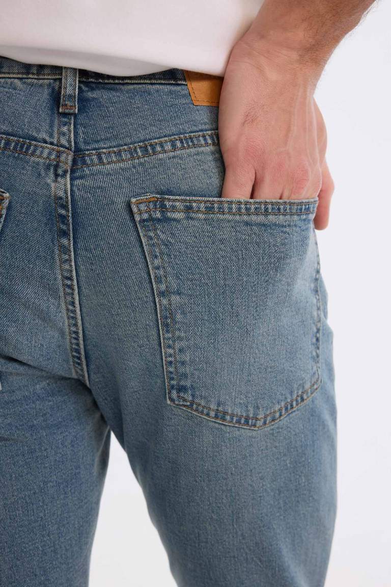 Slim Tapered Fit Dar Kalıp Normal Bel Daralan Paça Jean Pantolon