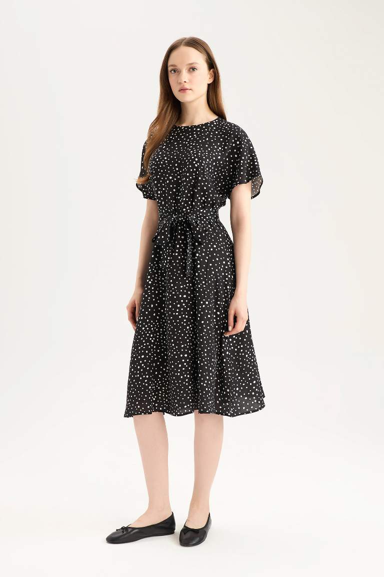 Regular Fit Crew Neck Patterned Belted Midi Dress