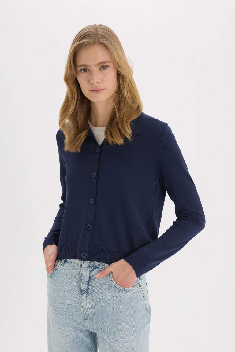 Cardigan en tricot basique à col polo et coupe régulière