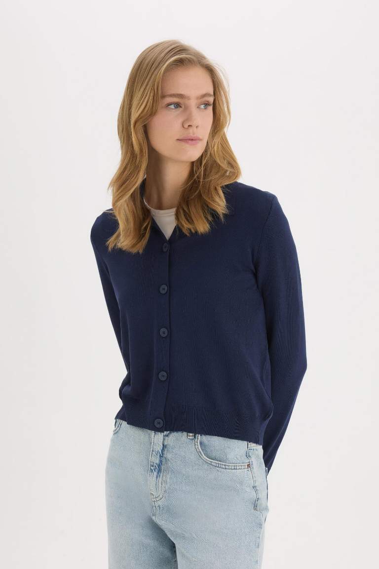 Cardigan en tricot basique à col polo et coupe régulière