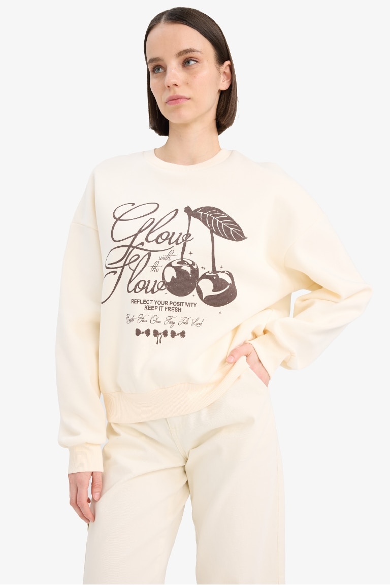 Oversize Fit Crew Neck Printed Thick Fabric Sweatshirt