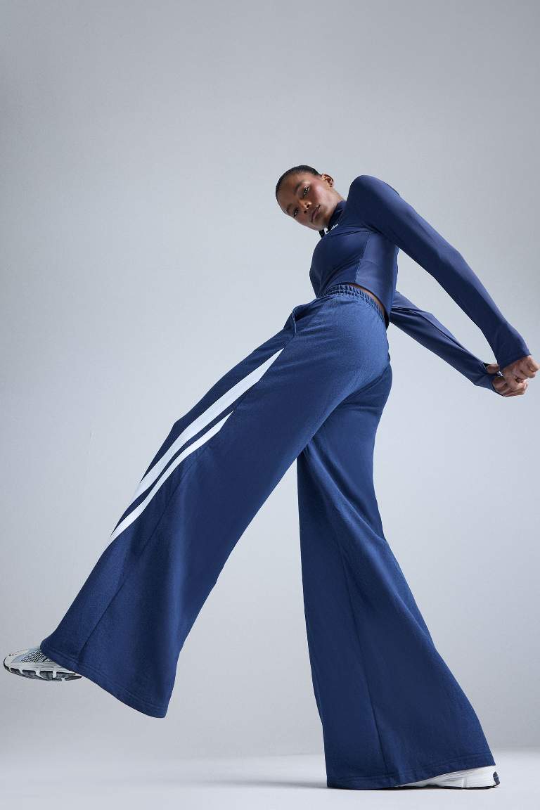 DeFactoFit Wide Leg Geniş Paça Şeritli Standart Boy Sporcu Pantolon
