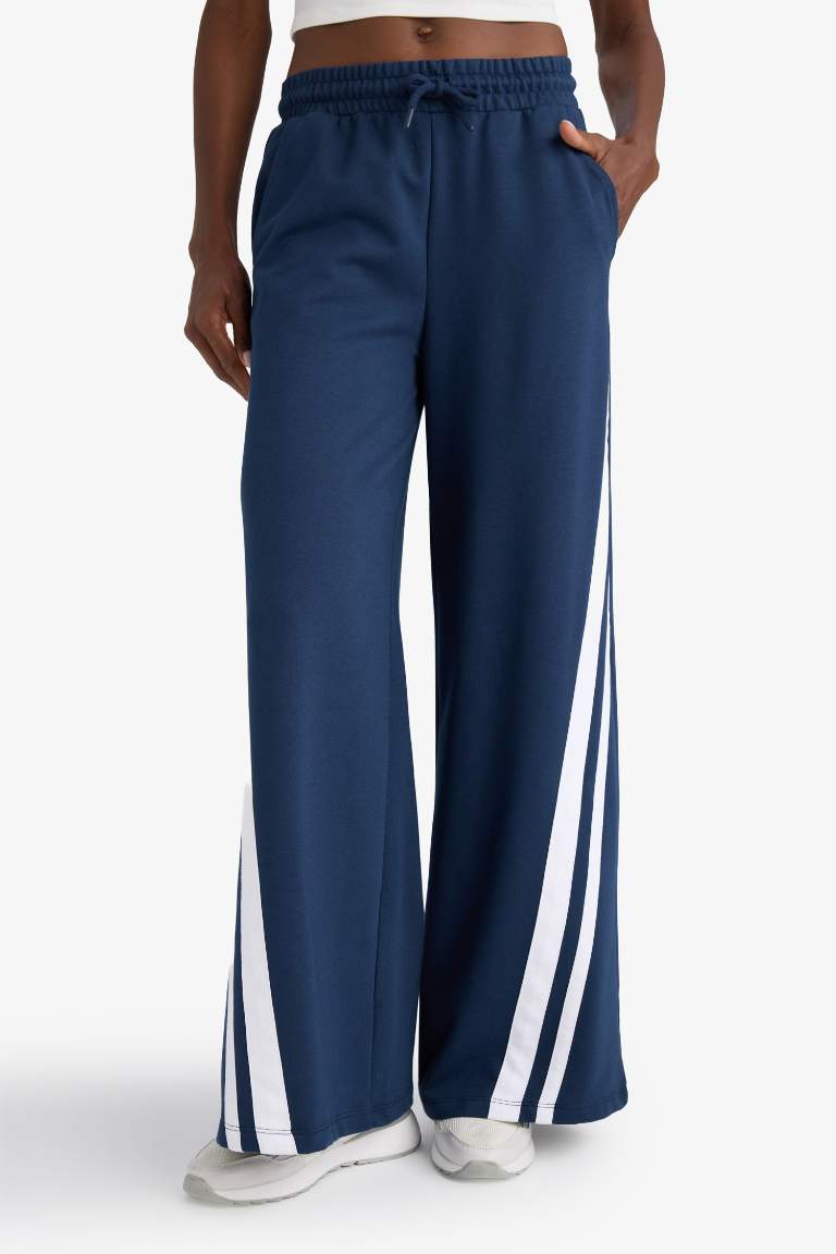 DeFactoFit Wide Leg Geniş Paça Şeritli Standart Boy Sporcu Pantolon