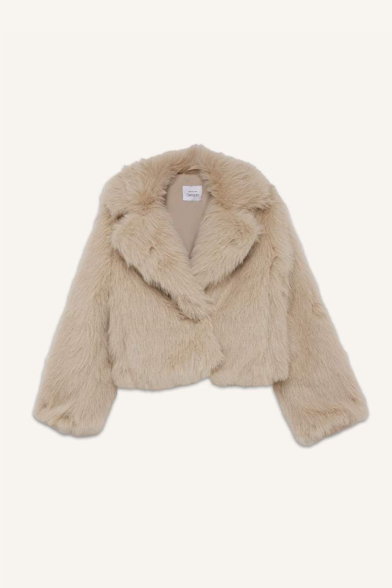 Regular Fit Kruvaze Yaka Çıtçıtlı Suni Kürk Mont