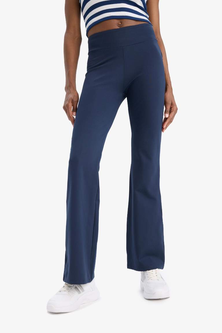 DeFactoFit Flare Fit Geniş Paça Sporcu Uzun Pantolon