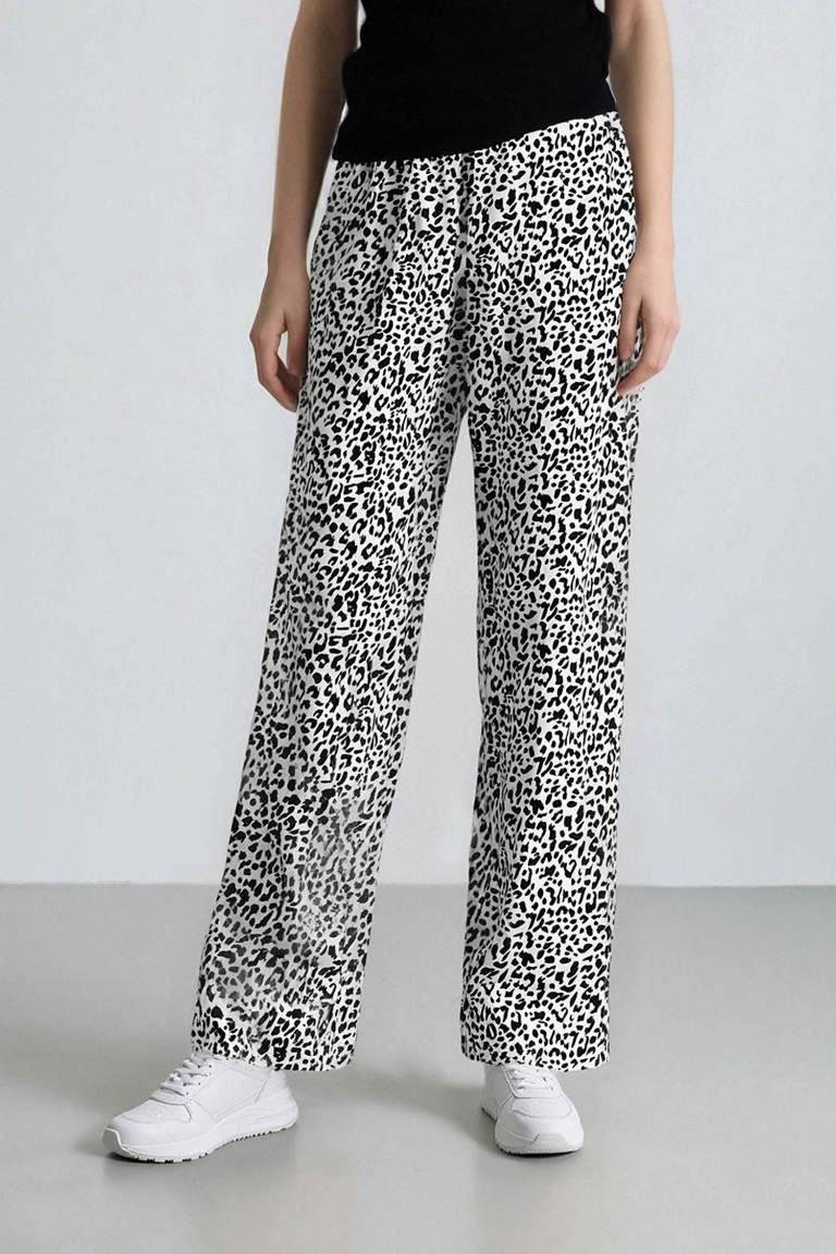 Carrot Fit Wide Leg Printed Viscose Trousers
