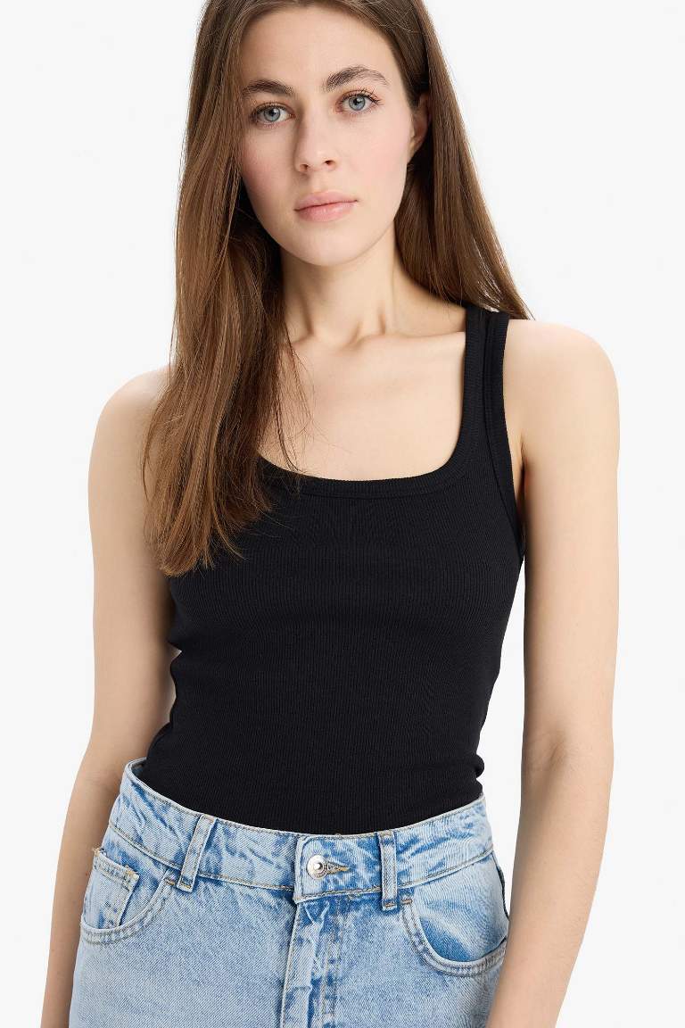 Slim Fit Basic Camisole Round Collar Tank Top