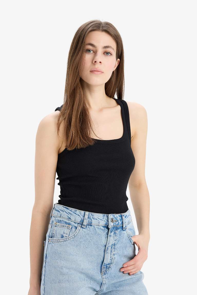 Slim Fit Basic Camisole Round Collar Tank Top