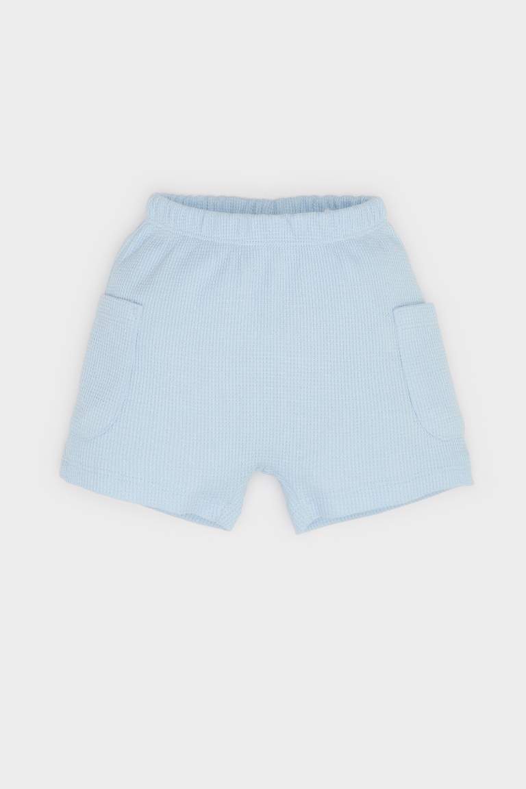 Regular Fit Elastic Band Shorts