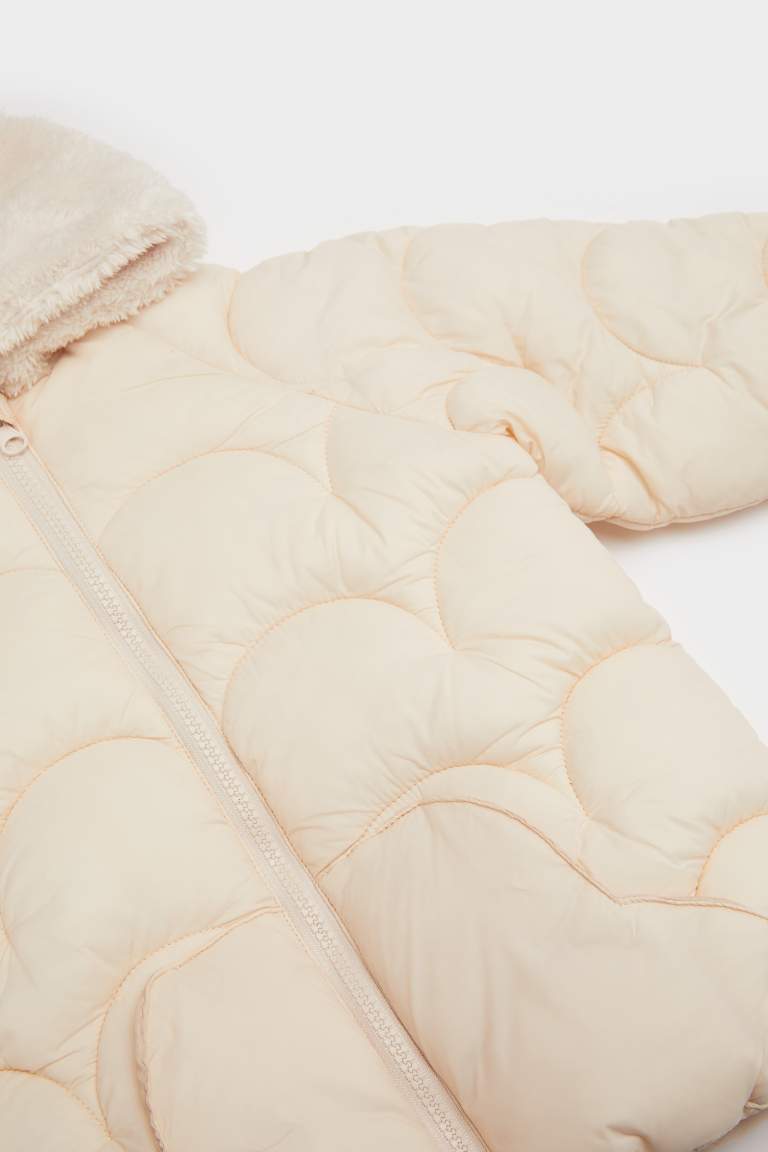 Ветровка для девочек - водонепроницаемая куртка с капюшоном и молнией в стиле капитоне