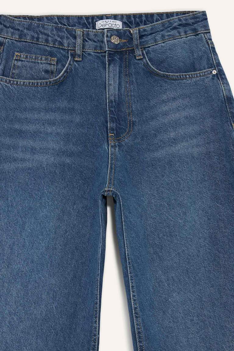 Barrel Fit Normal Waist Ankle Length Washed Jeans