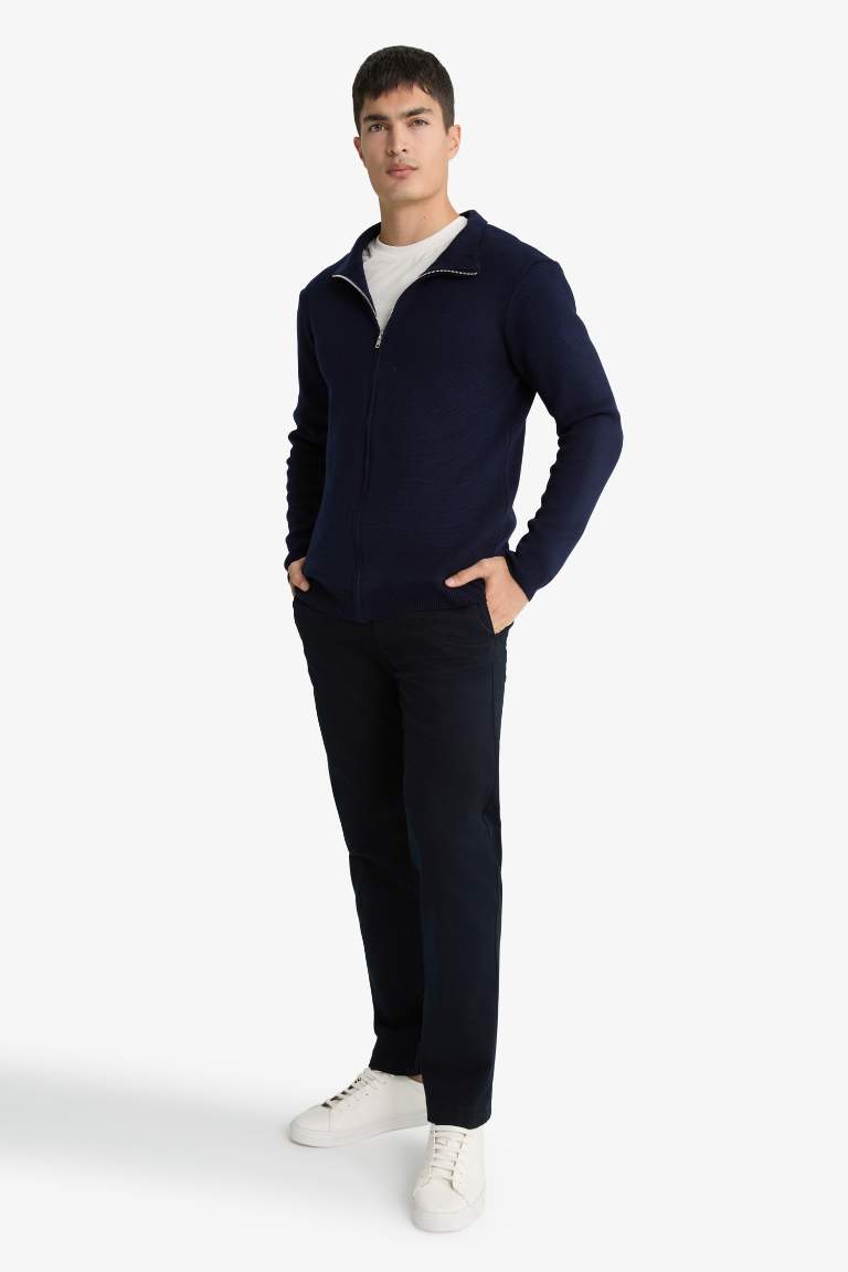 Прямые брюки chino Regular Fit из канваса