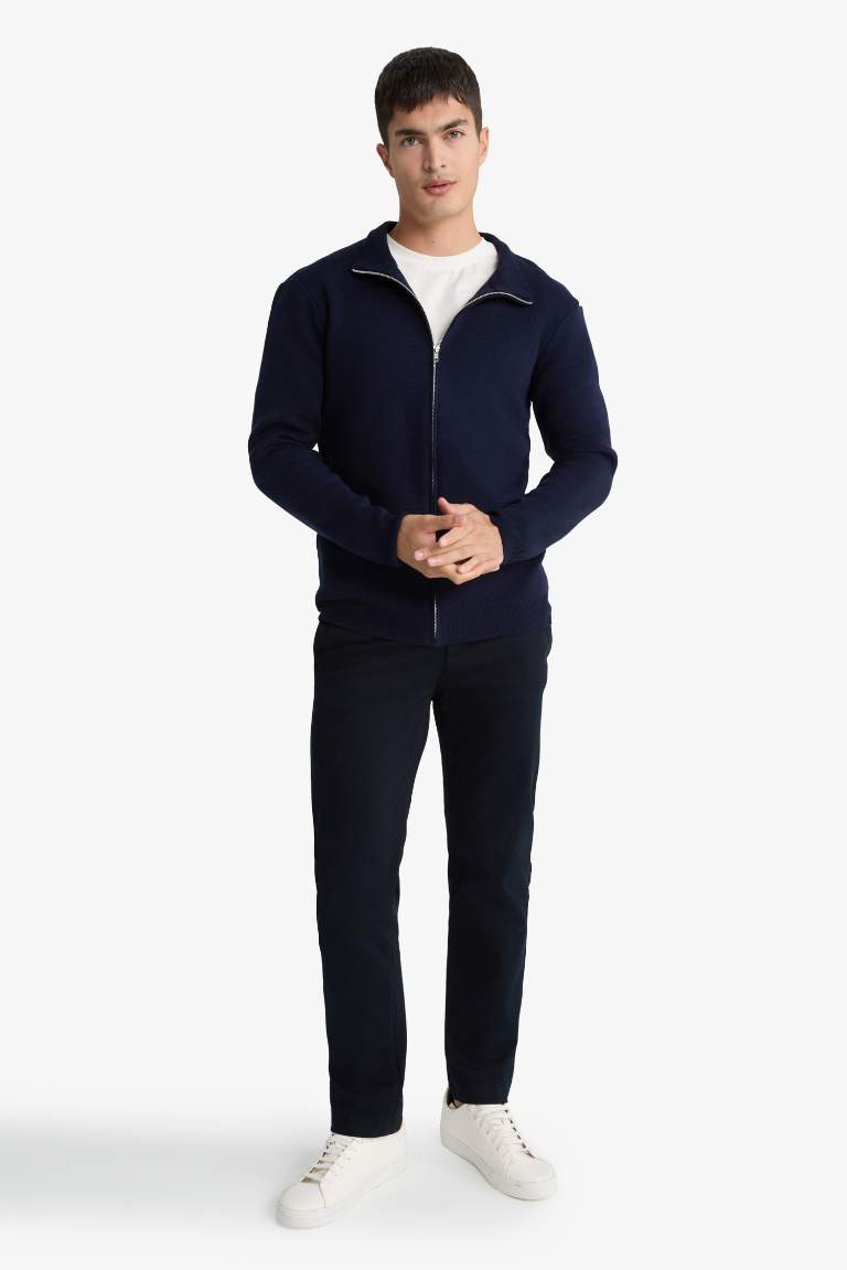 Прямые брюки chino Regular Fit из канваса
