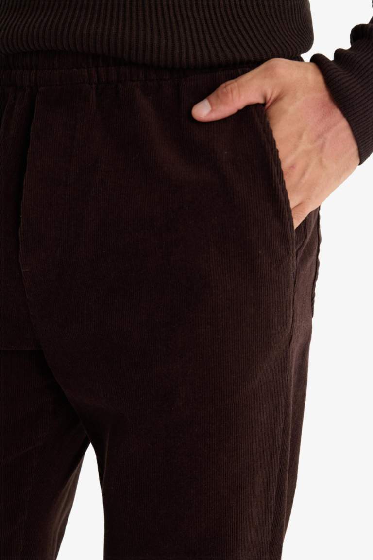 Relax Fit Düz Paça Pantolon