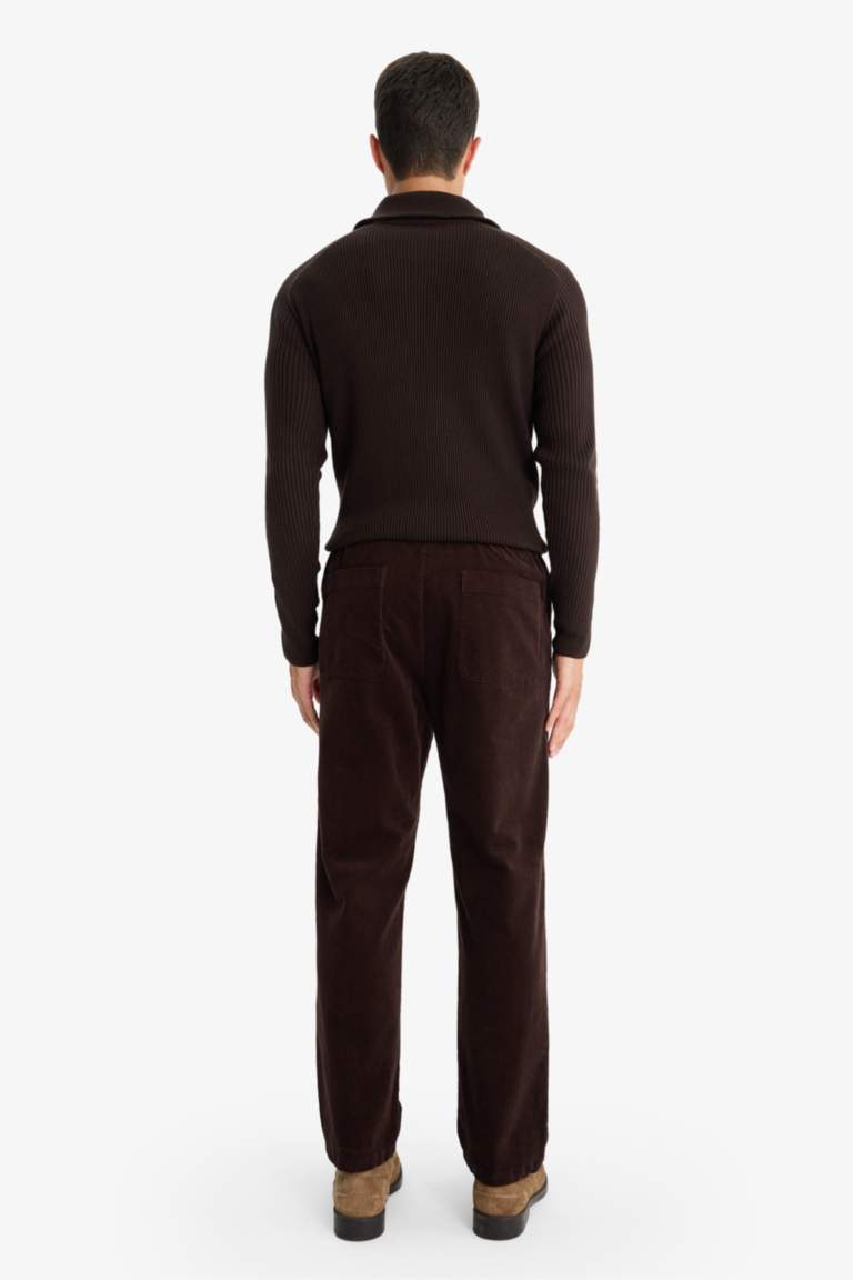 Relax Fit Düz Paça Pantolon