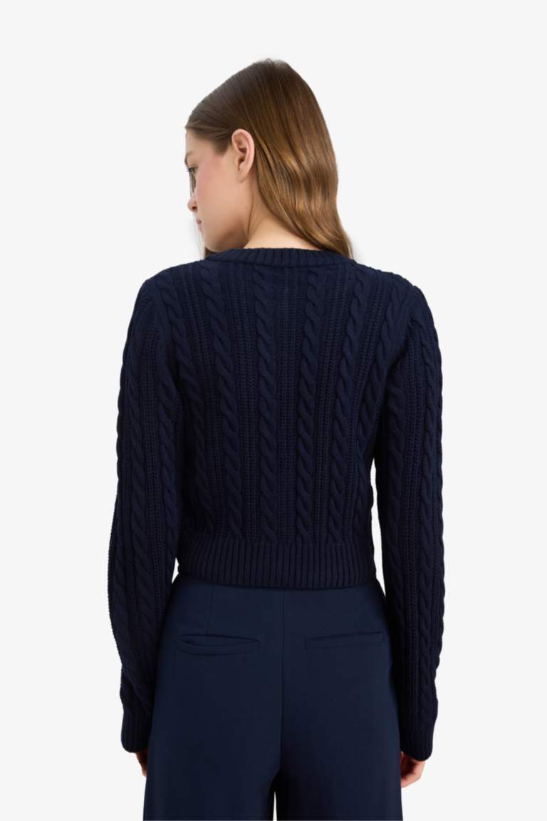 Regular Fit Crew Neck Knit Cardigan